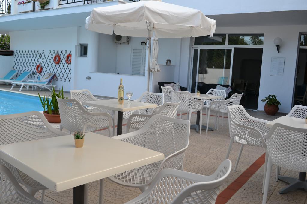 Ifigenia Hotel Skiathos Town Exterior photo